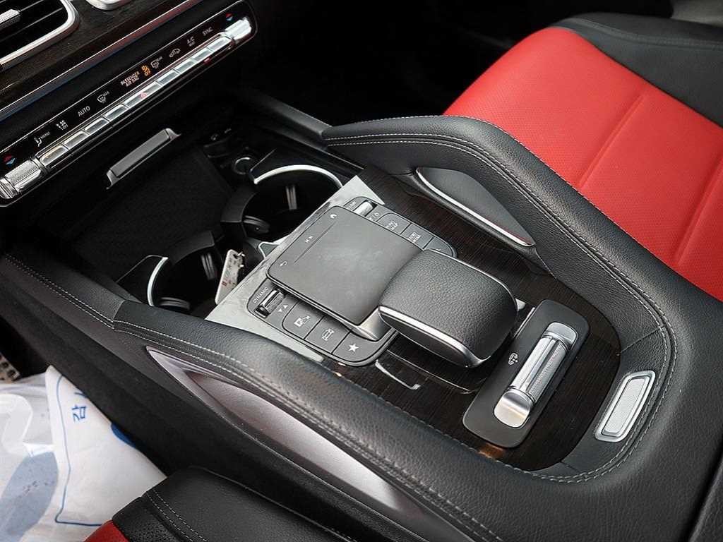 벤츠 GLE 클래스 GLE 클래스 W167 GLE 400d 4MATIC 쿠페 이미지 12