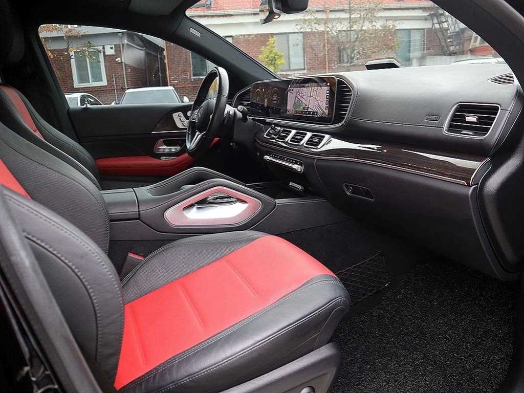 벤츠 GLE 클래스 GLE 클래스 W167 GLE 400d 4MATIC 쿠페 이미지 13
