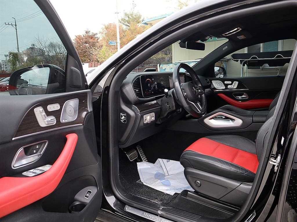 벤츠 GLE 클래스 GLE 클래스 W167 GLE 400d 4MATIC 쿠페 이미지 6