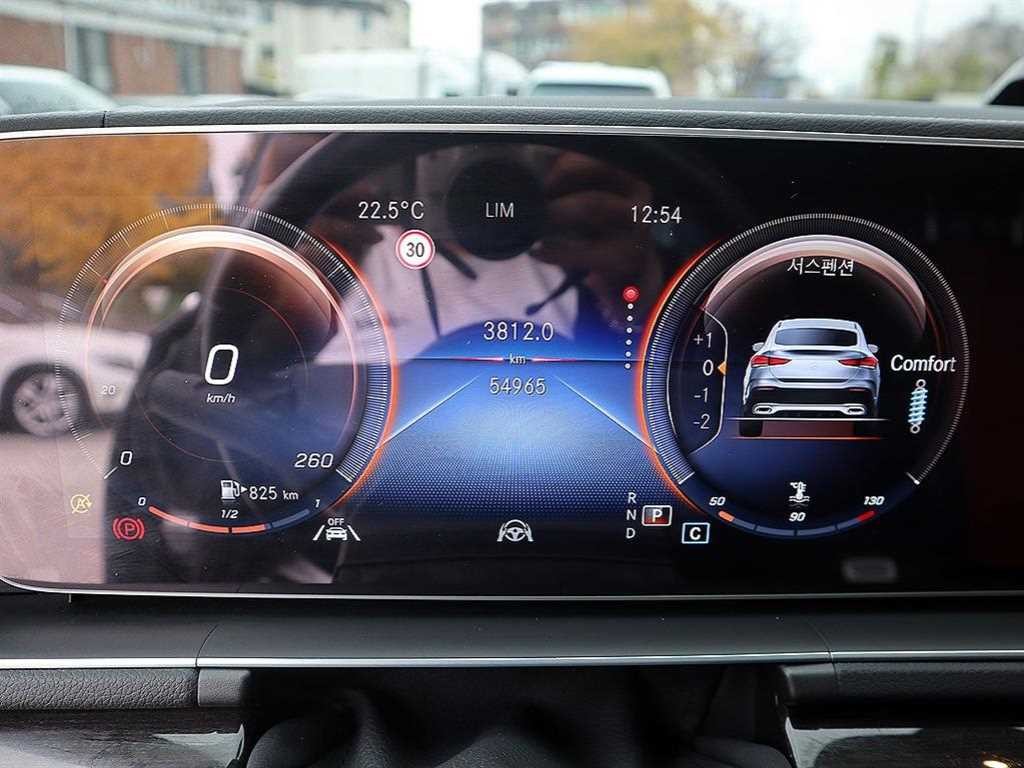 벤츠 GLE 클래스 GLE 클래스 W167 GLE 400d 4MATIC 쿠페 이미지 9