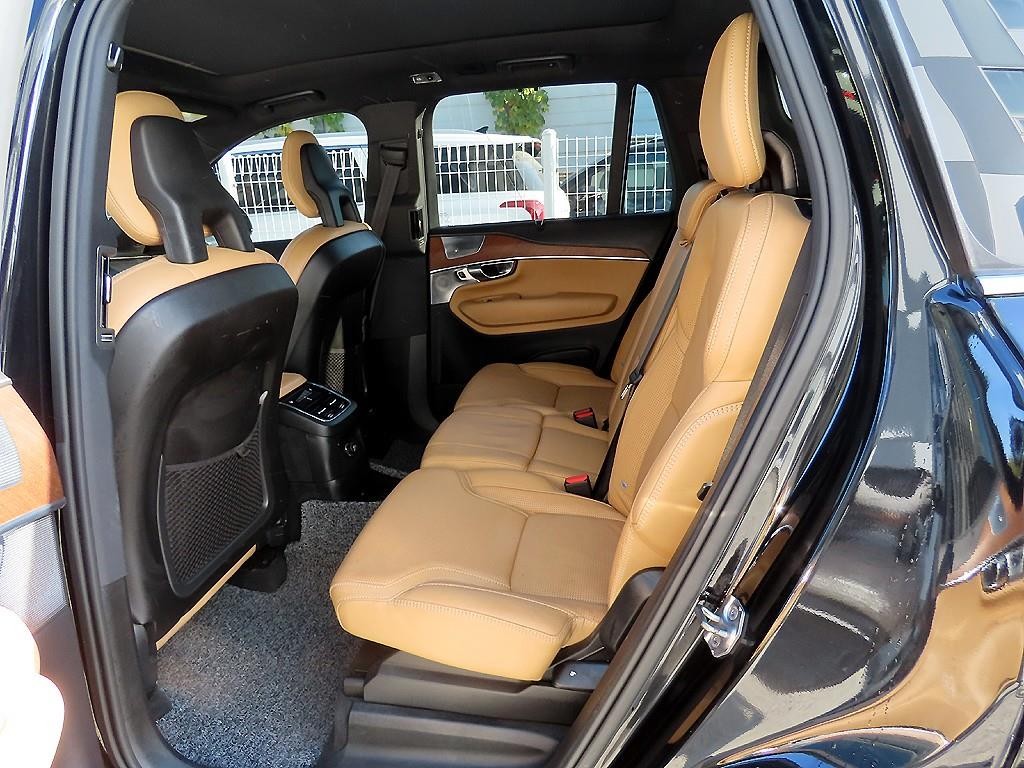 볼보 XC90 XC90 2세대 2.0 T8 AWD 인스크립션 이미지 6