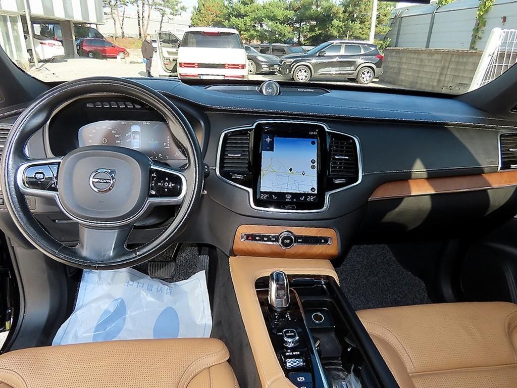 볼보 XC90 XC90 2세대 2.0 T8 AWD 인스크립션 이미지 7
