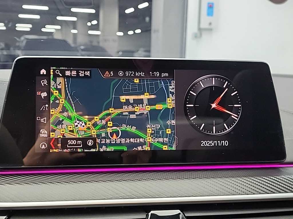 BMW 5시리즈 5시리즈 (G30) 530i xDrive M 스포츠 플러스 이미지 15