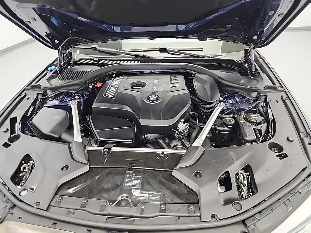 BMW 5시리즈 5시리즈 (G30) 530i xDrive M 스포츠 플러스 이미지 5