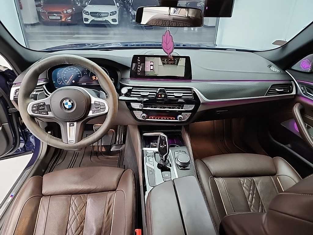 BMW 5시리즈 5시리즈 (G30) 530i xDrive M 스포츠 플러스 이미지 7