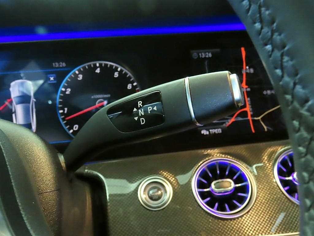 벤츠 E 클래스 E-클래스 W213 E450 4MATIC 쿠페 이미지 11