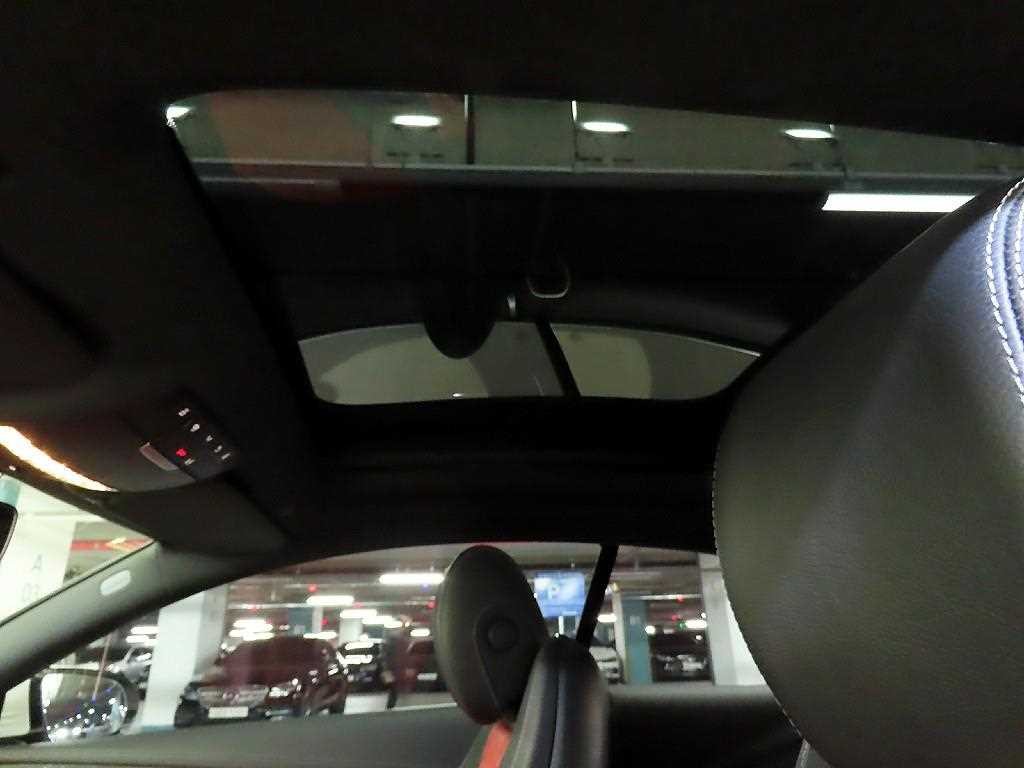 벤츠 E 클래스 E-클래스 W213 E450 4MATIC 쿠페 이미지 17
