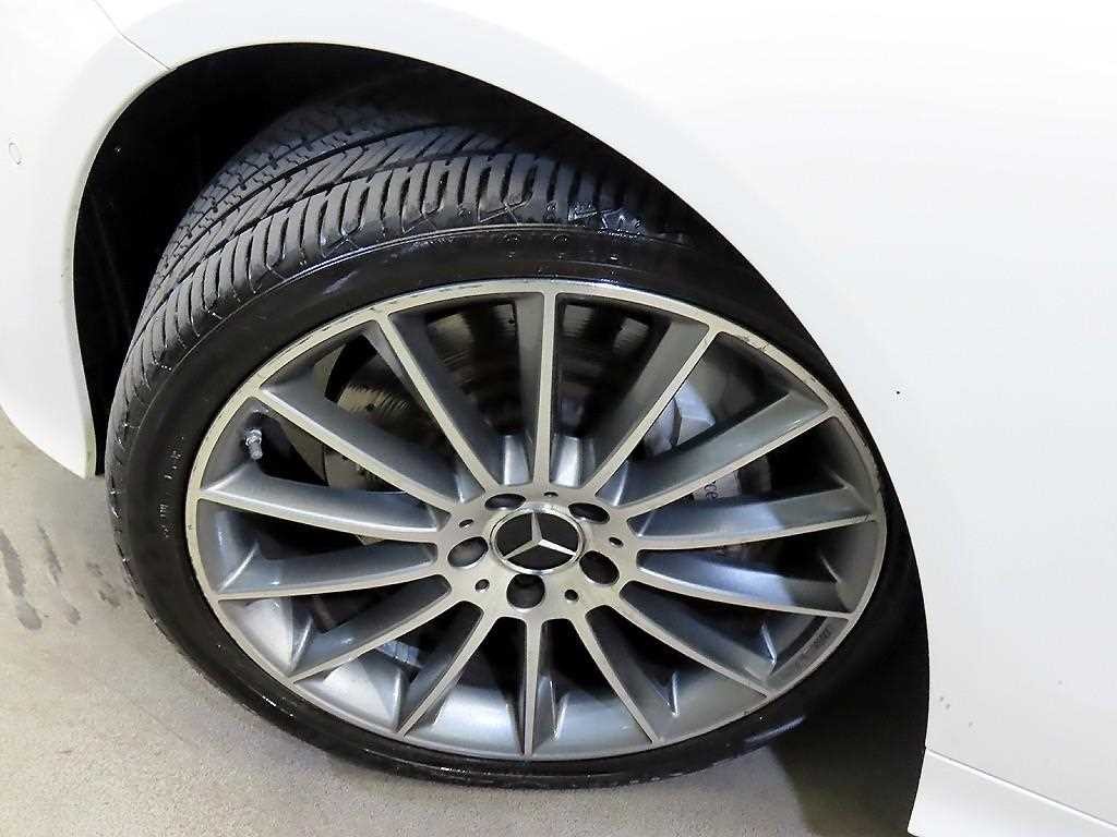 벤츠 E 클래스 E-클래스 W213 E450 4MATIC 쿠페 이미지 20