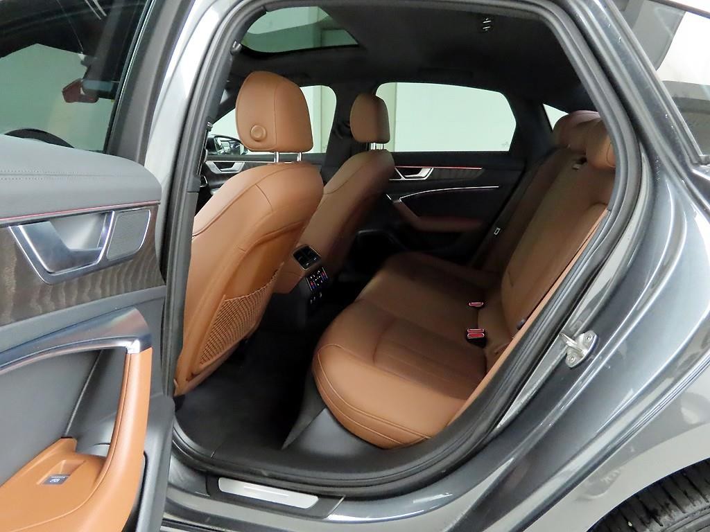 아우디 A6 A6 (C8) 45 TFSI 프리미엄 이미지 14