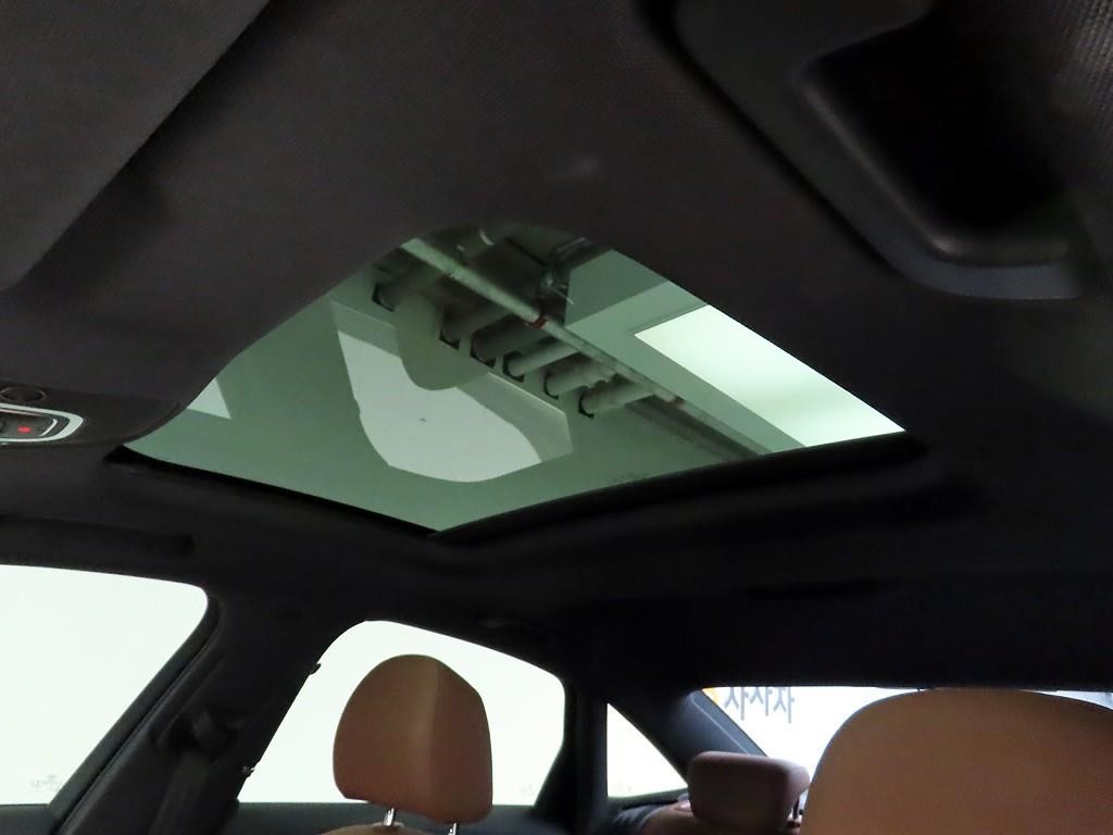 아우디 A6 A6 (C8) 45 TFSI 프리미엄 이미지 16