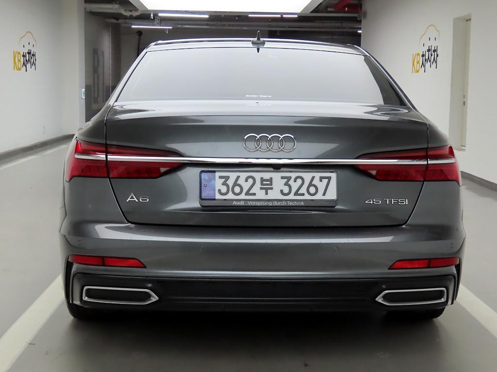 아우디 A6 A6 (C8) 45 TFSI 프리미엄 이미지 3