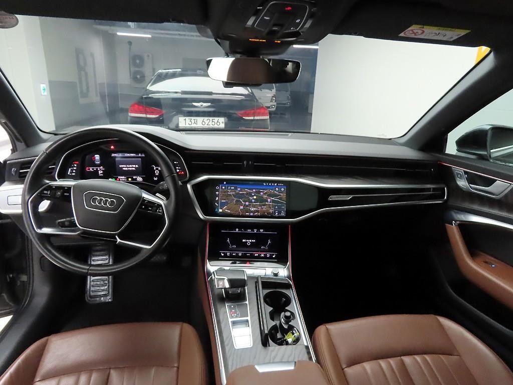 아우디 A6 A6 (C8) 45 TFSI 프리미엄 이미지 6