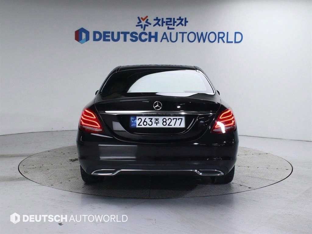 벤츠 C 클래스 C클래스 W205 C220 d 아방가르드 이미지 4