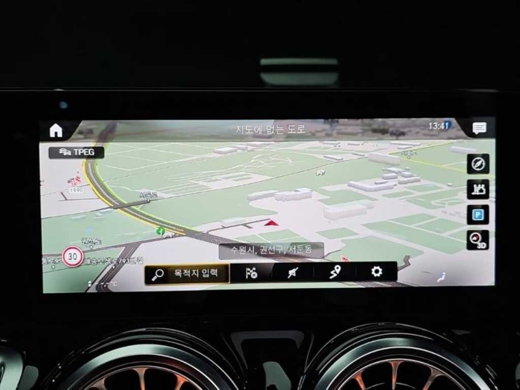 벤츠 GLB 클래스 GLB클래스 X247 AMG GLB 35 4MATIC 이미지 9