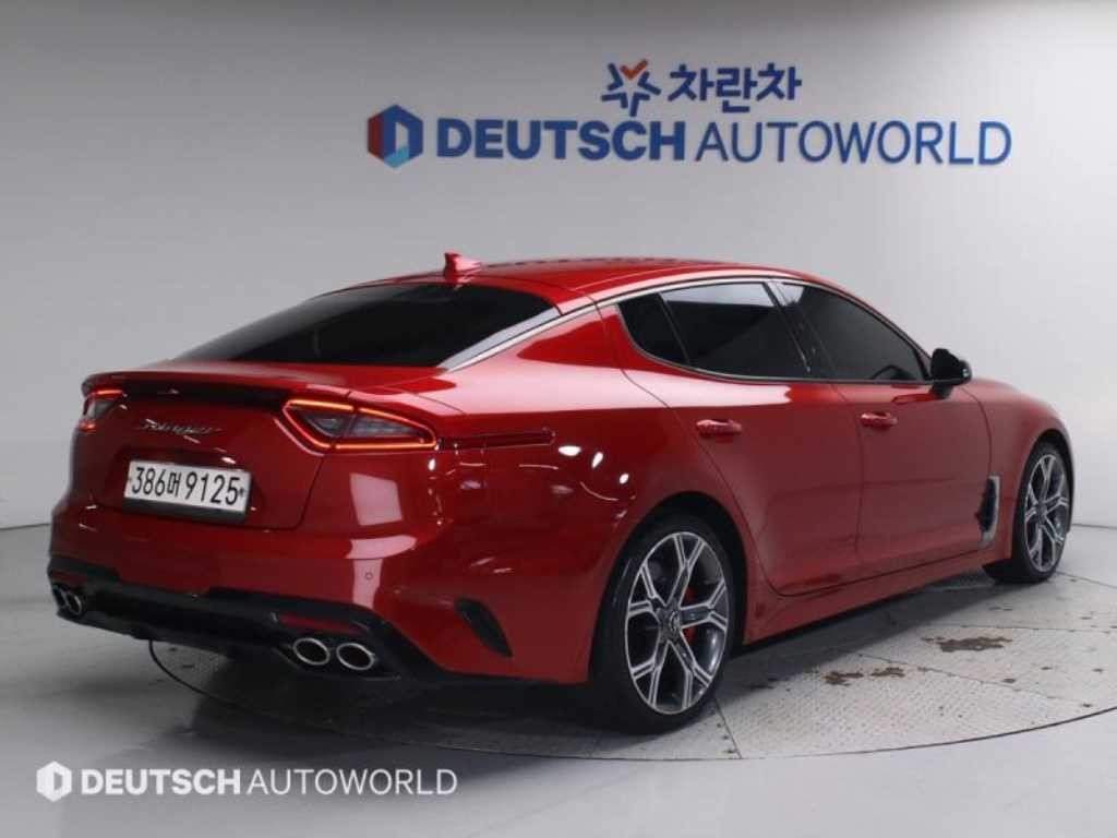 기아 스팅어 가솔린 2.0 터보 2WD 플래티넘 이미지 2