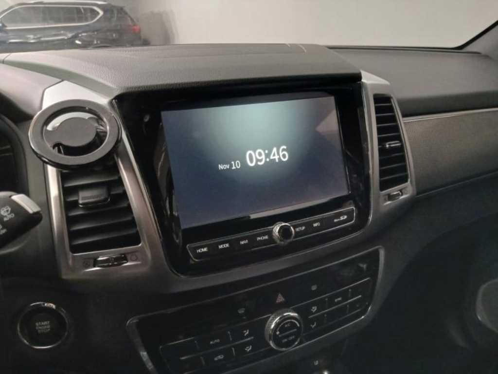 KG모빌리티(쌍용) 렉스턴 올 뉴 렉스턴 (Y450) 디젤 2.2 4WD 더 블랙 이미지 15