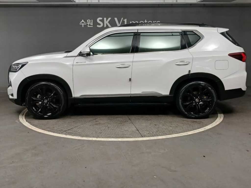 KG모빌리티(쌍용) 렉스턴 올 뉴 렉스턴 (Y450) 디젤 2.2 4WD 더 블랙 이미지 3