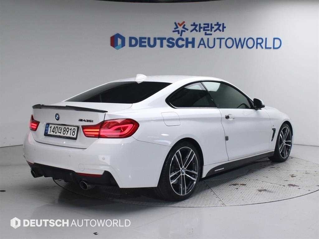 BMW 4시리즈 4시리즈 (F32) 420i 쿠페 M 스포츠 이미지 3
