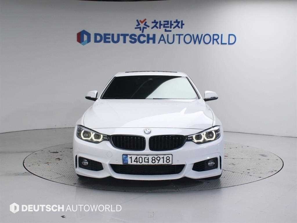 BMW 4시리즈 4시리즈 (F32) 420i 쿠페 M 스포츠 이미지 4