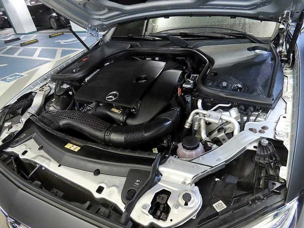 벤츠 E 클래스 E-클래스 W213 E350 4MATIC AMG LINE 이미지 19