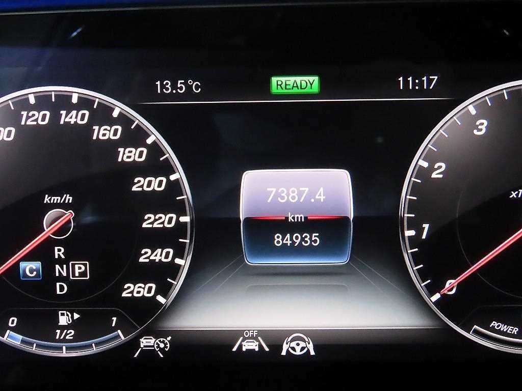 벤츠 E 클래스 E-클래스 W213 E350 4MATIC AMG LINE 이미지 9