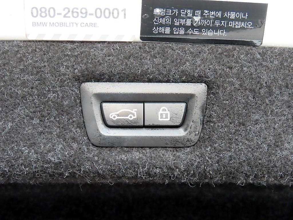 BMW 5시리즈 5시리즈 (G30) 530i M 스포츠 이미지 17