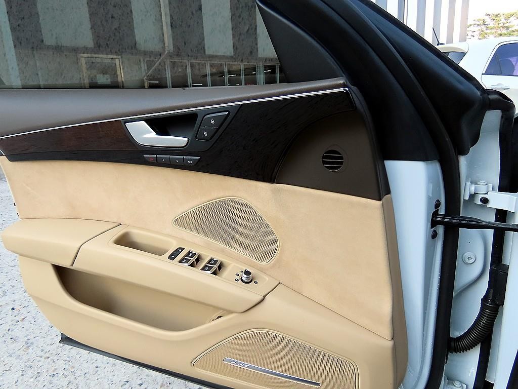 아우디 A8 뉴A8 50 TDI 콰트로 이미지 12