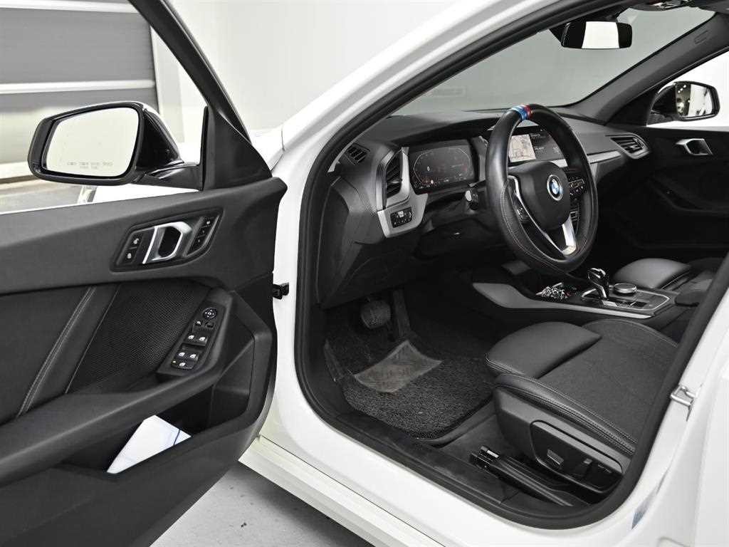 BMW 1시리즈 1시리즈 (F40) 118d 조이 이미지 11