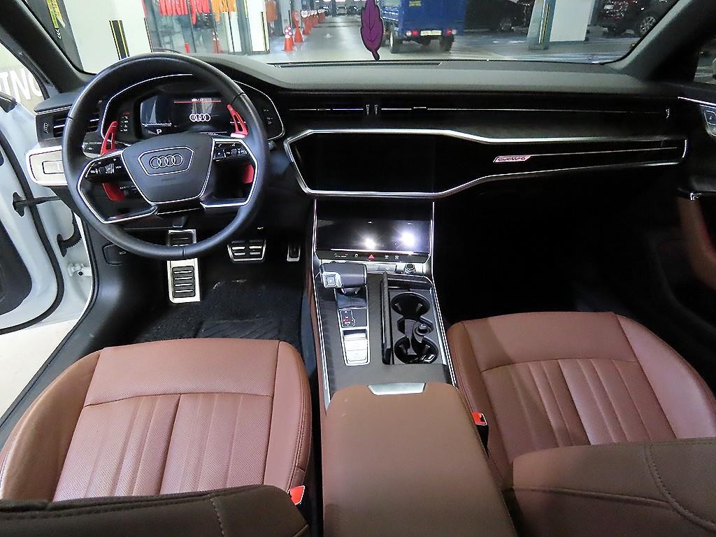 아우디 A6 A6 (C8) 40 TDI 콰트로 프리미엄 이미지 10