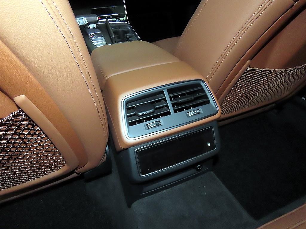 아우디 A6 A6 (C8) 40 TDI 콰트로 프리미엄 이미지 15