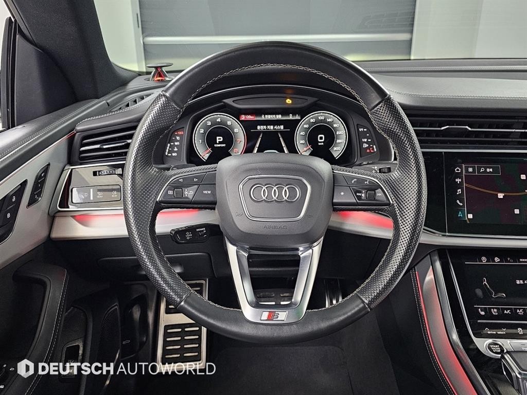 아우디 Q8 55 TFSI 콰트로 프리미엄 이미지 13