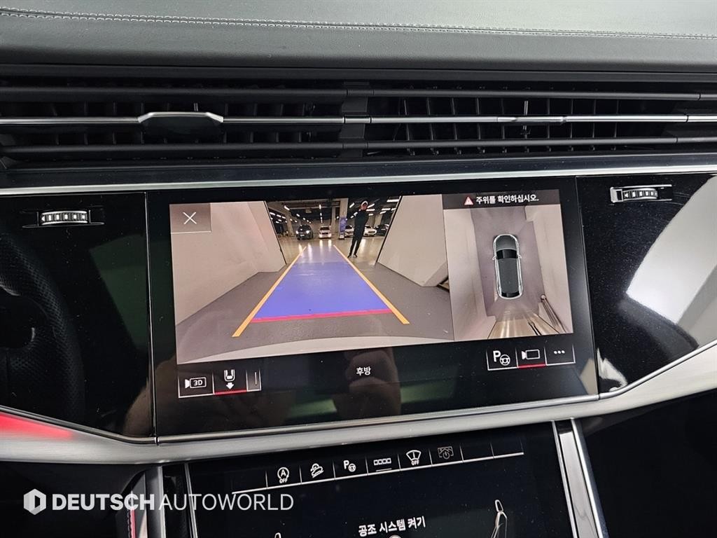 아우디 Q8 55 TFSI 콰트로 프리미엄 이미지 15
