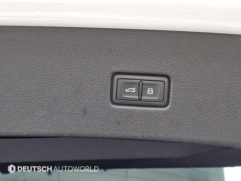 아우디 Q8 55 TFSI 콰트로 프리미엄 이미지 20