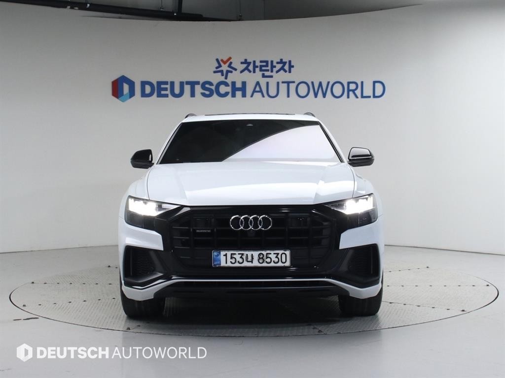 아우디 Q8 55 TFSI 콰트로 프리미엄 이미지 3