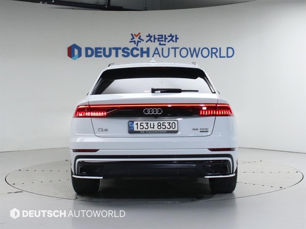 아우디 Q8 55 TFSI 콰트로 프리미엄 이미지 4