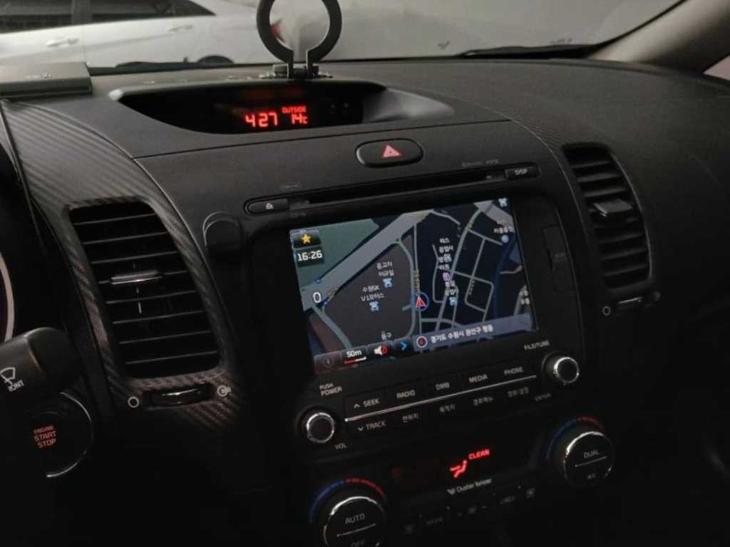 기아 K3 1.6 GDI 럭셔리 ECO PLUS 이미지 14