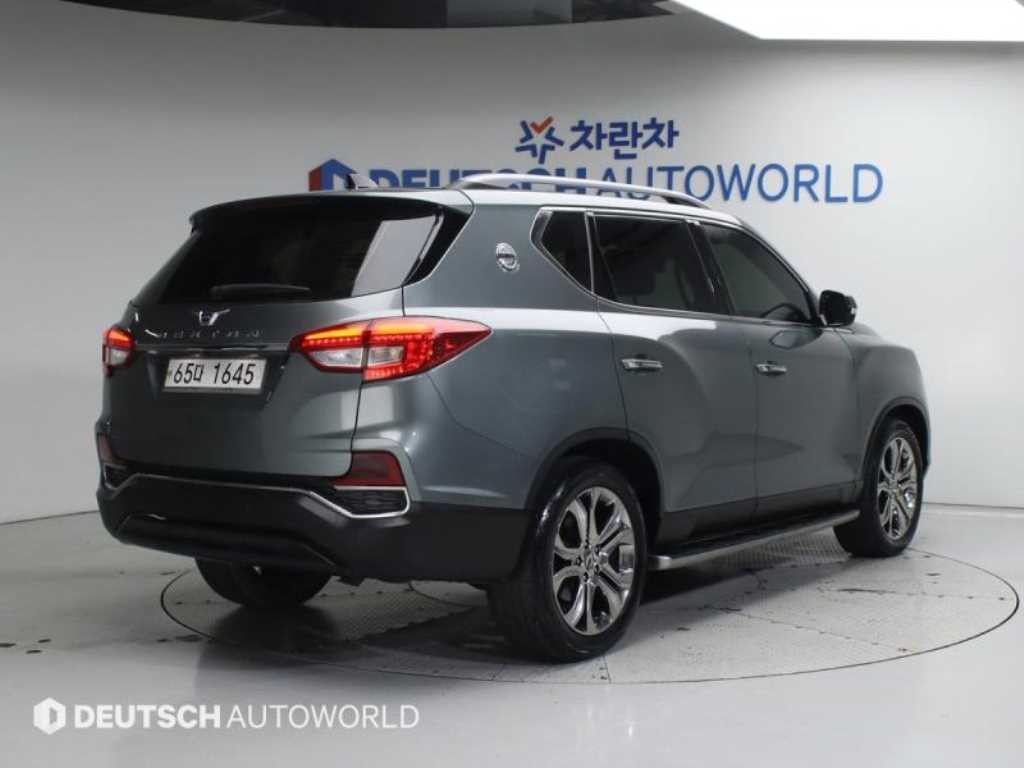 KG모빌리티(쌍용) 렉스턴 G4렉스턴 디젤 2.2 4WD 유라시아 에디션 이미지 2