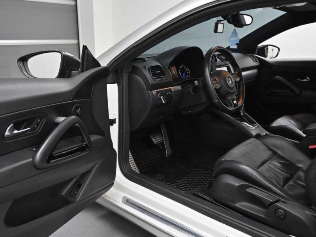 폭스바겐 시로코 2.0 TSI R 이미지 11