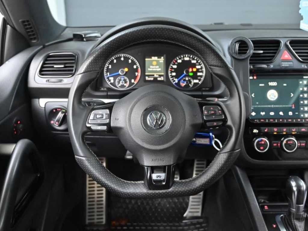 폭스바겐 시로코 2.0 TSI R 이미지 13