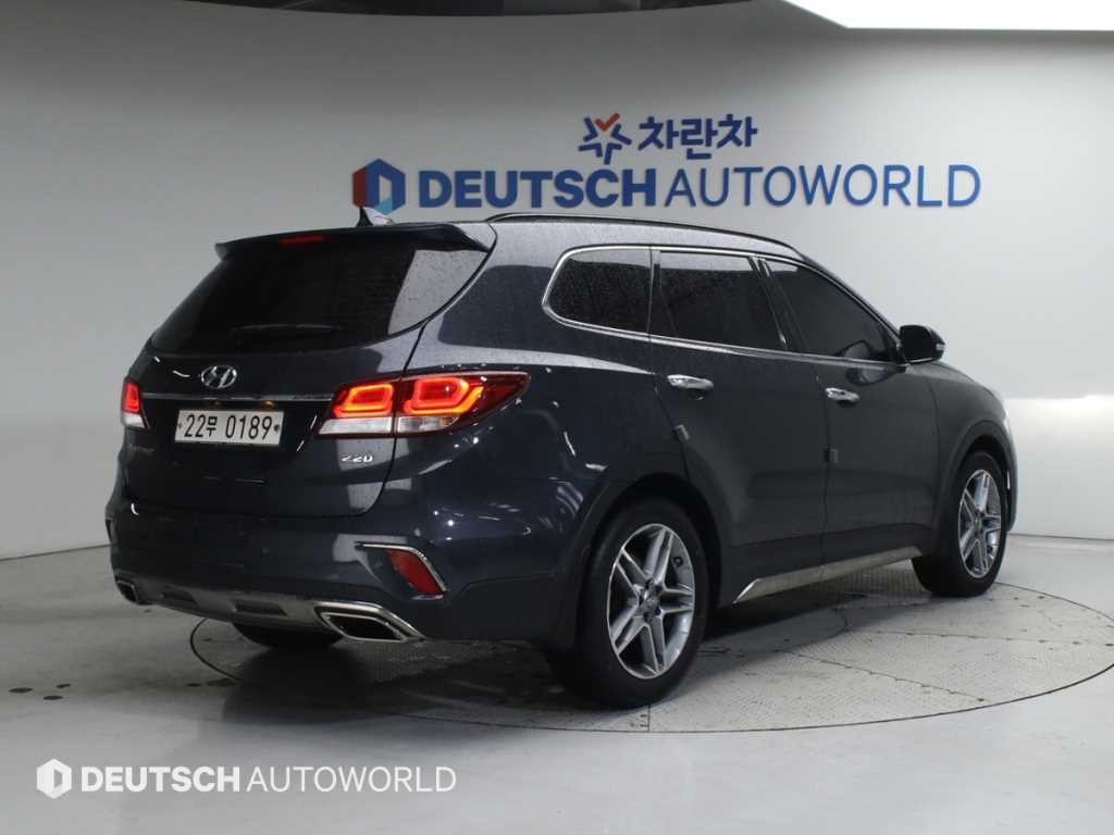 현대 맥스크루즈 더뉴맥스크루즈 E-VGT R2.2 2WD 프레스티지 이미지 2