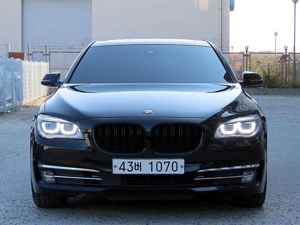 BMW 7시리즈 7시리즈 (F01) 730 d xDrive 이미지 1