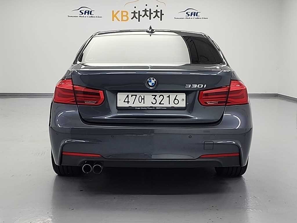 BMW 3시리즈 3시리즈 (F30) 330i M 스포츠 이미지 3