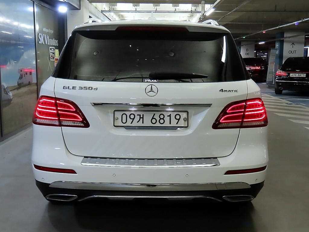 벤츠 GLE 클래스 GLE 클래스 W166 GLE 350 d 4MATIC 이미지 5