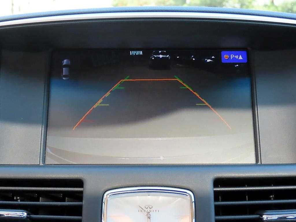 인피니티 Q Q70 3.7AWD 이미지 15