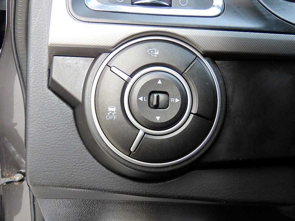 KG모빌리티(쌍용) 코란도 더뉴코란도스포츠 CX5(2WD) 클럽 이미지 12