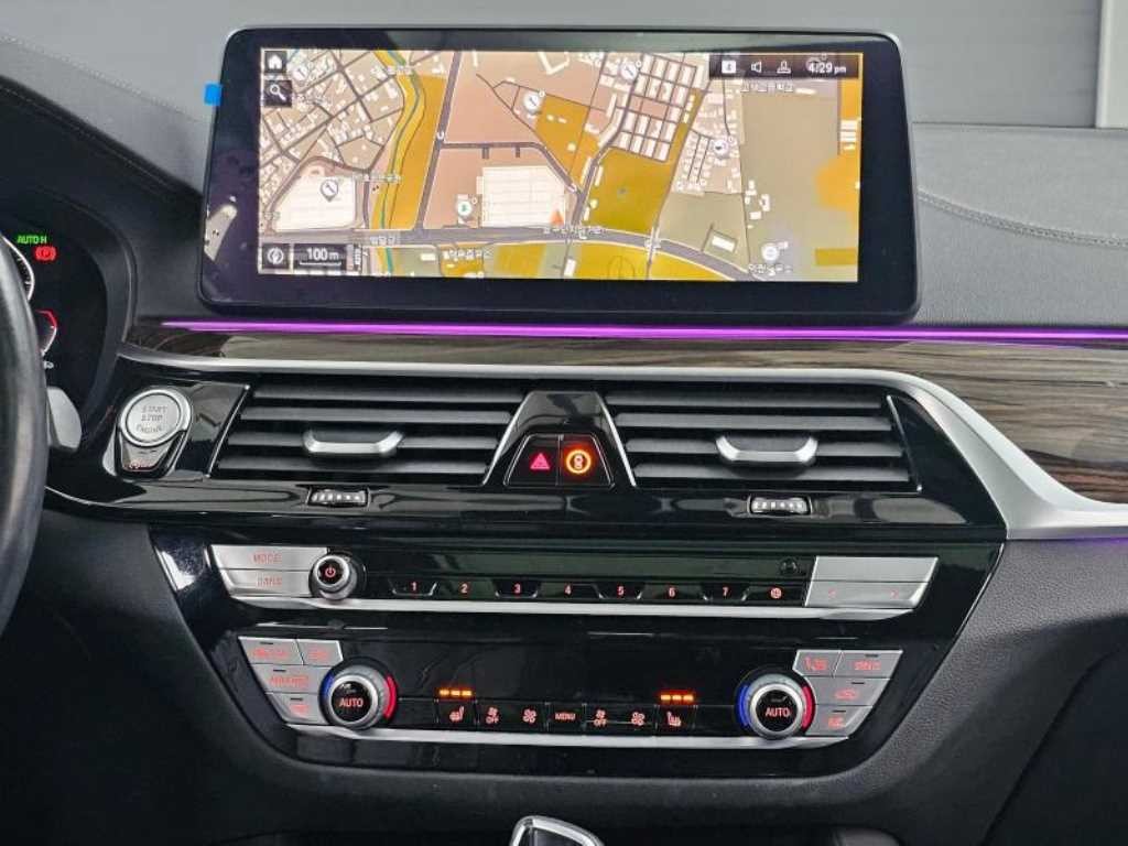 BMW 5시리즈 5시리즈 (G30) 520i M 스포츠 이미지 14