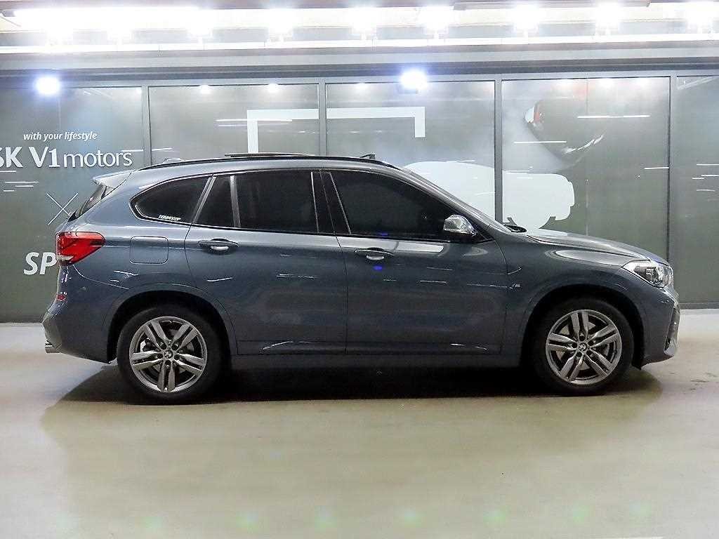 BMW X1 X1 (F48) xDrive 20i M 스포츠 이미지 3