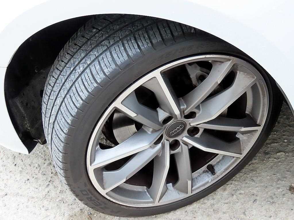 아우디 A5 A5 (F5) 40 TDI 콰트로 프리미엄 스포트백 이미지 20