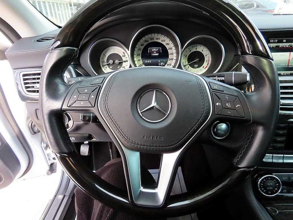 벤츠 CLS 클래스 CLS클래스 W218 CLS 350 이미지 8