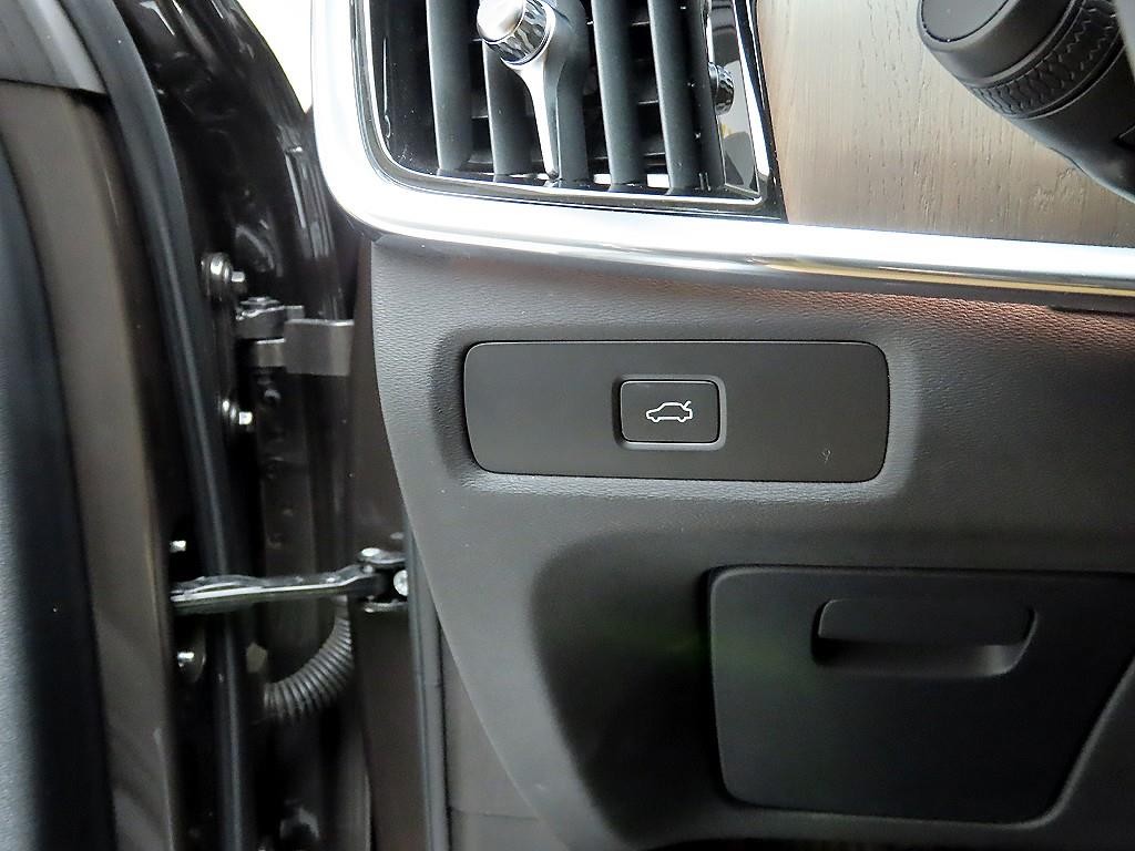 볼보 S90 B6 AWD 얼티메이트 브라이트 이미지 12